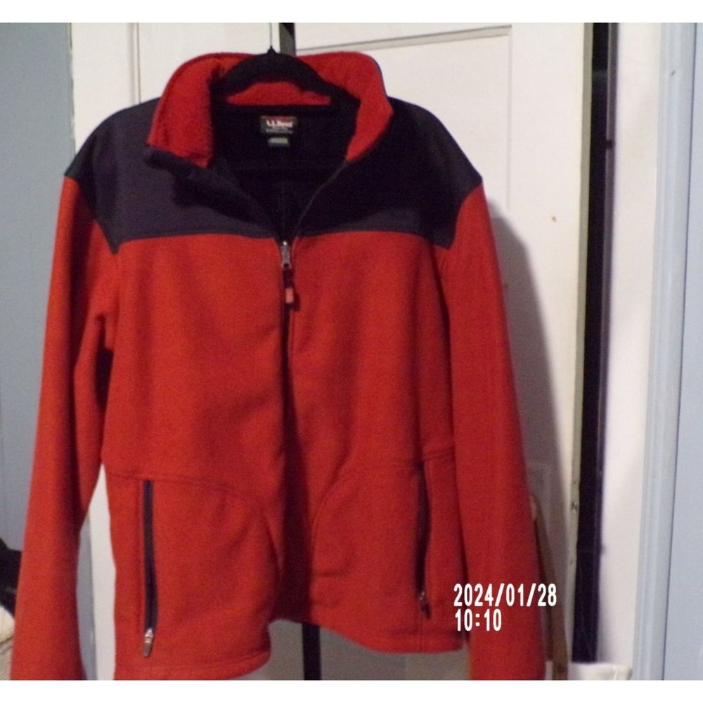 LL Bean Outdoor Outfitter Red Orange Black Men Jacket Size L Full Zip
